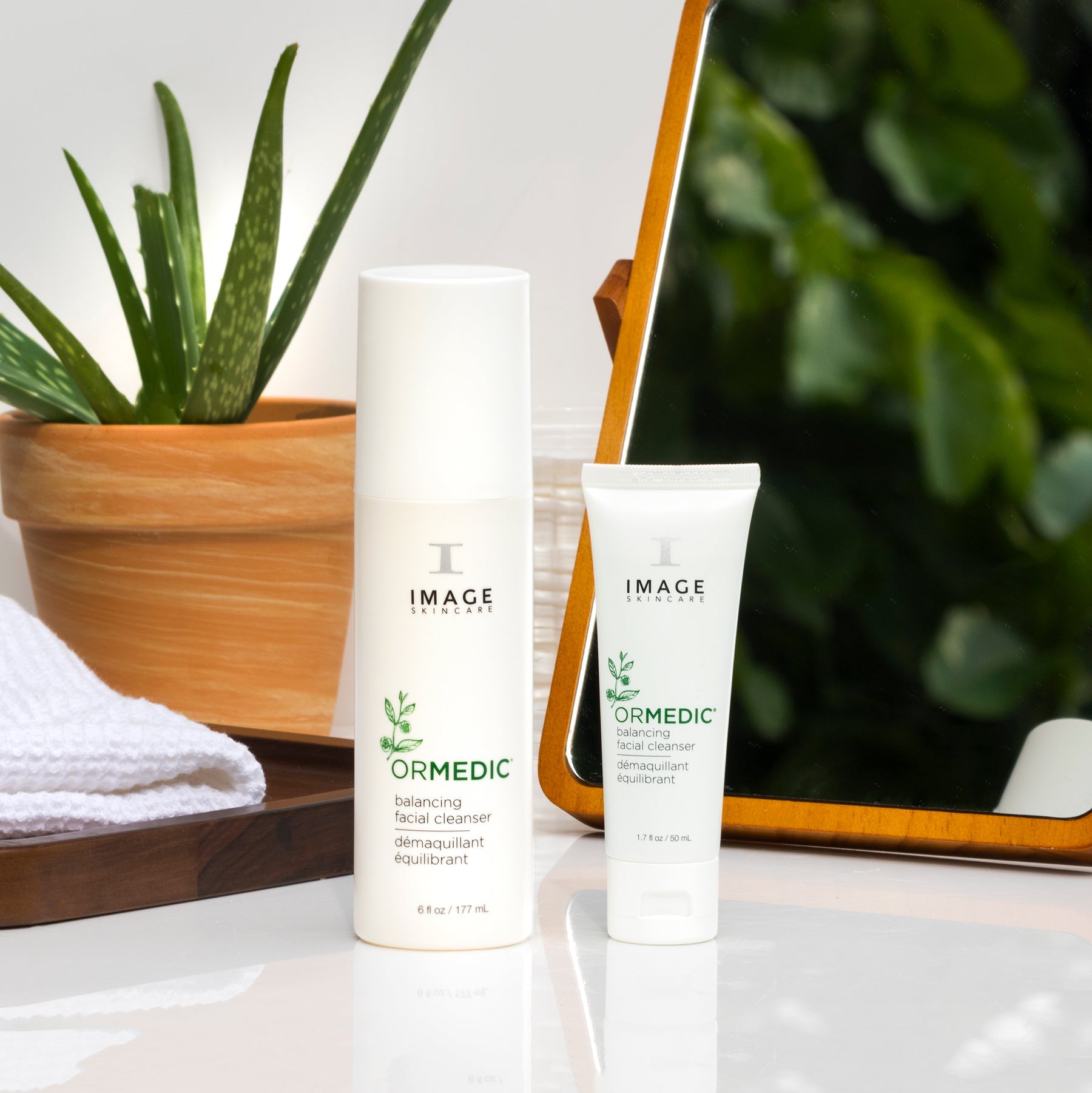 ORMEDIC® balancing facial cleanser (travel-size)